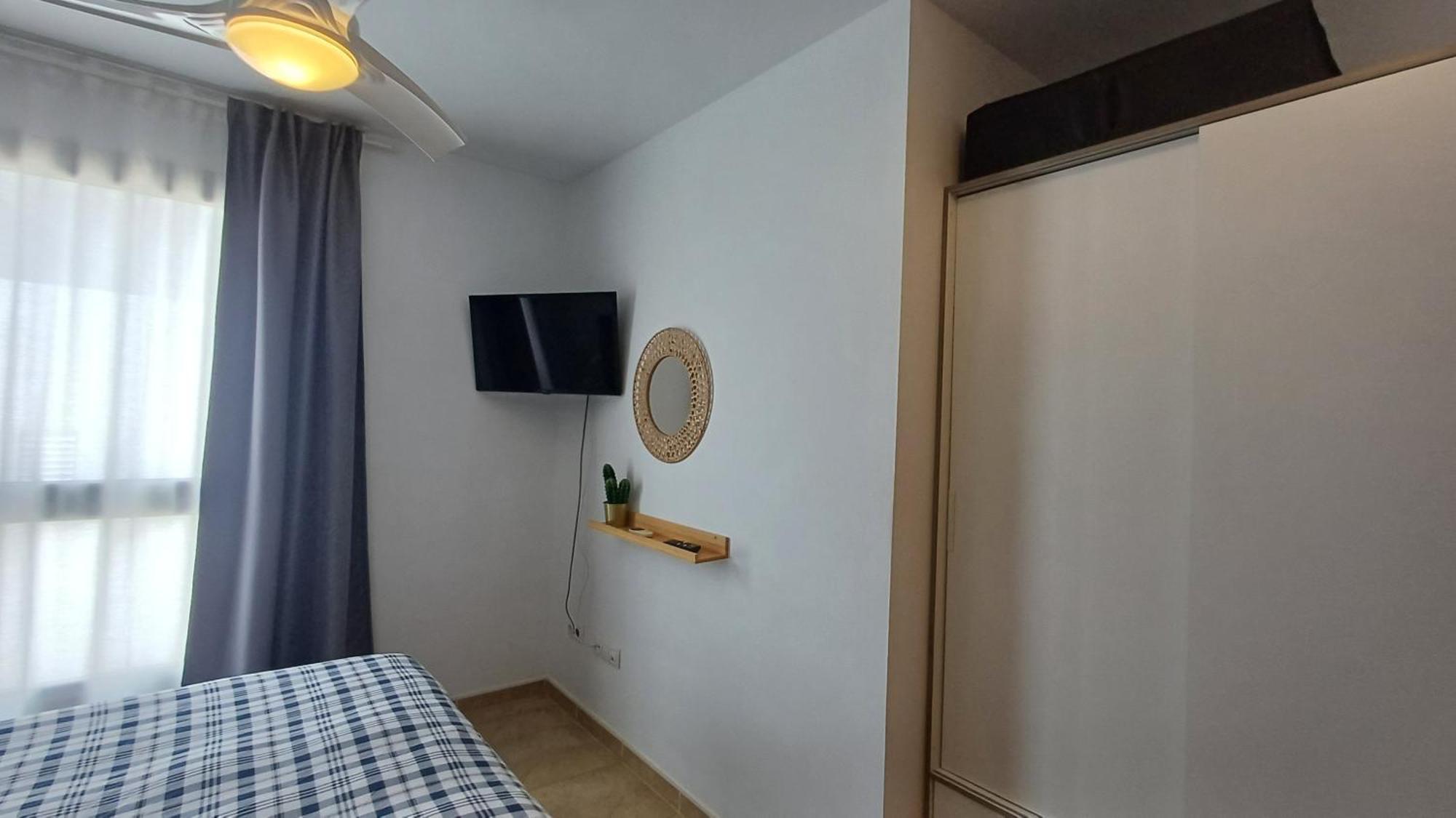 Modern House With 2 Bedrooms Near The Beach Castillo del Romeral Εξωτερικό φωτογραφία